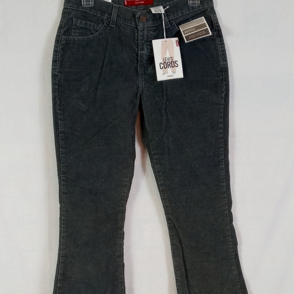 Levi's Denim - Levi's cords 515 women's Sz 6